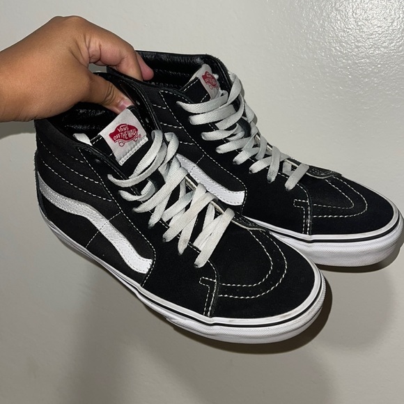 Vans Shoes - 8.5 Womens Vans Sk8-Hi Old School High Top